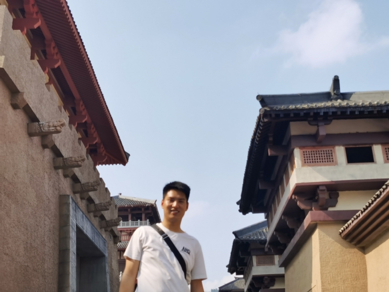 咸鱼不闲的第二张照片--都匀蓝颜知己交友网