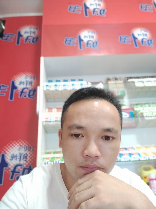 小老弟的第二张照片--都匀蓝颜知己交友网